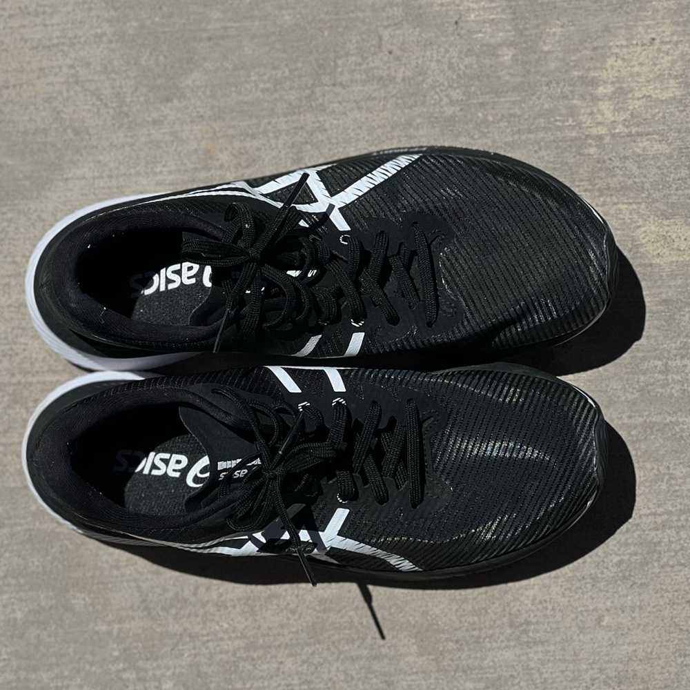 ASICS MAGIC SPEED 3